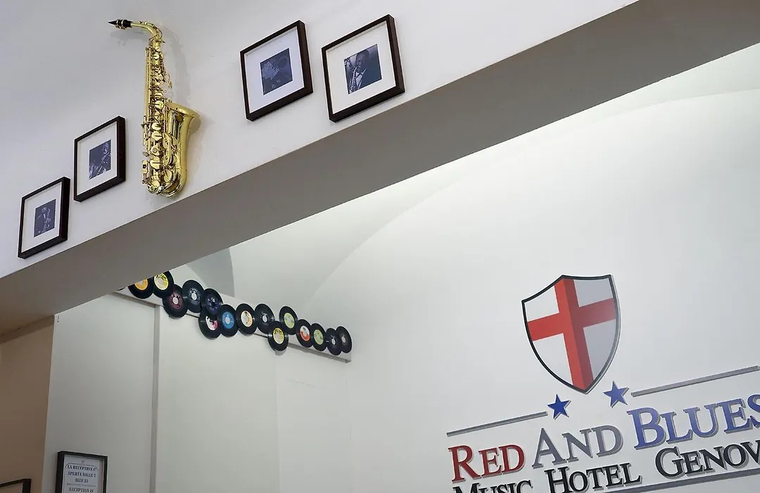 Red And Blues Music Hotel Genova-1